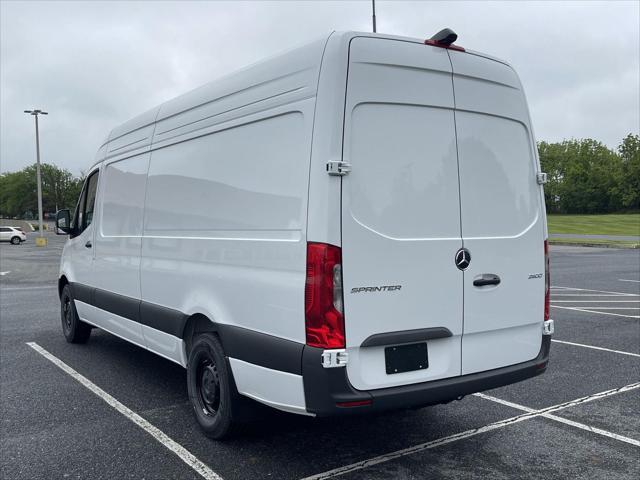 Photo of 2025 Arctic White Mercedes-Benz Sprinter 2500