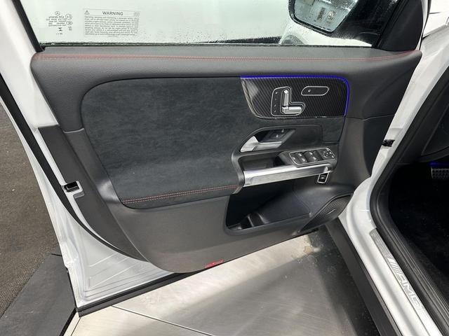 Photo of 2025 Polar White Mercedes-Benz AMG GLB 35