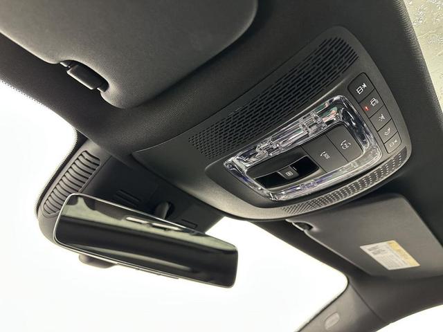 Photo of 2025 Polar White Mercedes-Benz AMG GLB 35