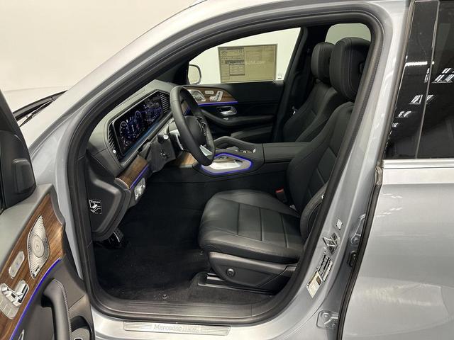 Photo of 2025 Cirrus Silver Metallic Mercedes-Benz GLS 450