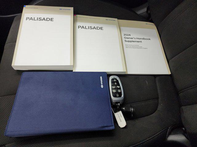 Photo of 2024 Hyper White Hyundai PALISADE