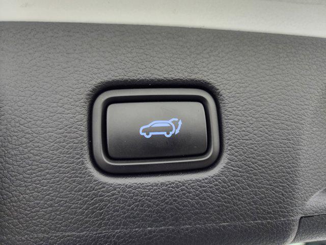 Photo of 2024 Hyper White Hyundai PALISADE