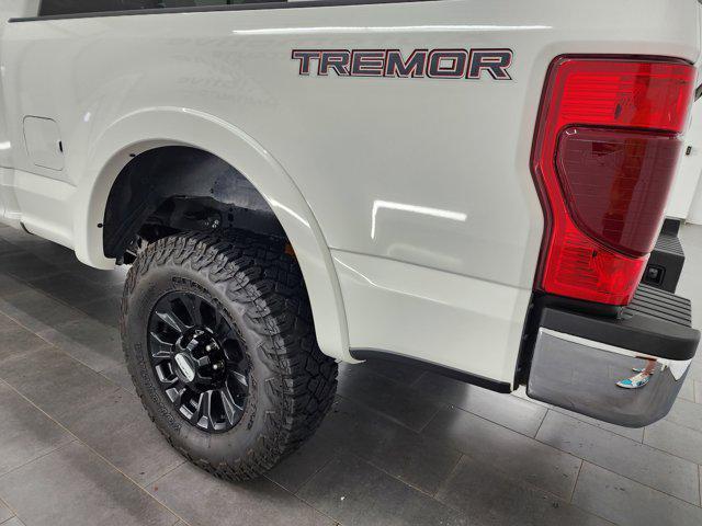 Photo of 2022 Star White Metallic Tri-Coat Ford F-250