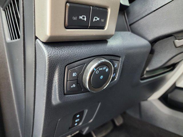 Photo of 2022 Star White Metallic Tri-Coat Ford F-250