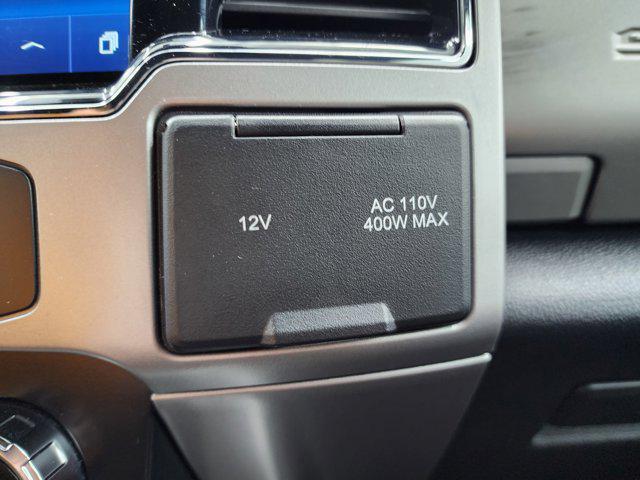 Photo of 2022 Star White Metallic Tri-Coat Ford F-250