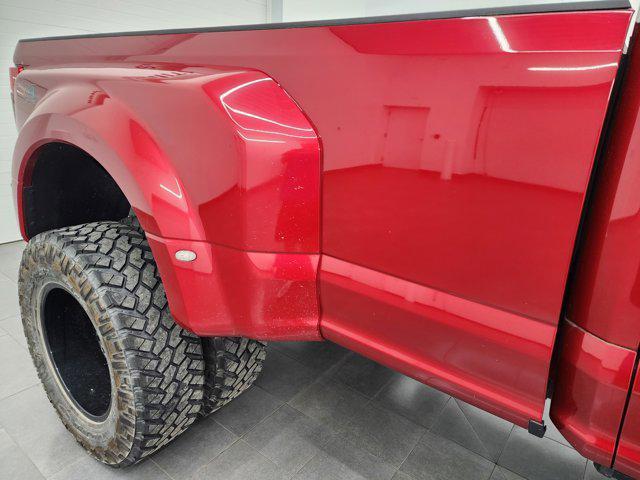 Photo of 2022 Rapid Red Metallic Tinted Clearcoat Ford F-350