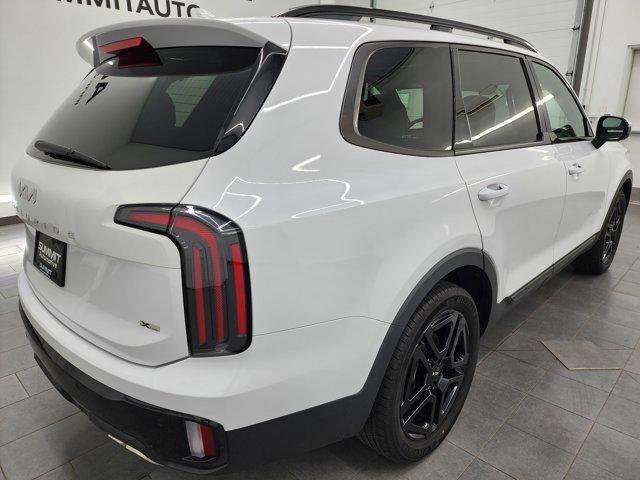 Photo of 2024 Glacial White Pearl Kia Telluride