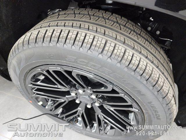 Photo of 2025 River Rock Jeep Wagoneer