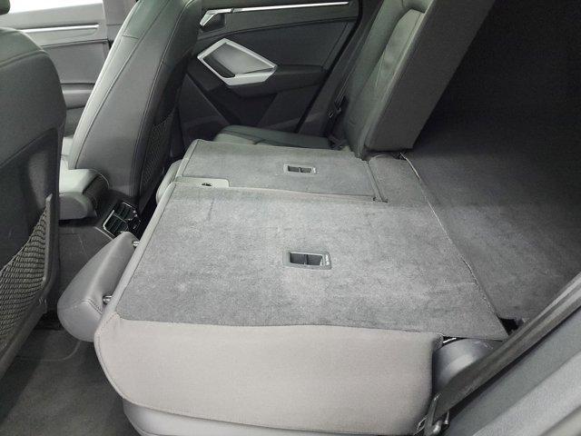 Photo of 2023 Glacier White Metallic Audi Q3
