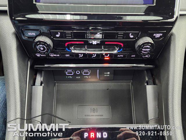Photo of 2025 Silver Zynith Jeep Grand Cherokee L