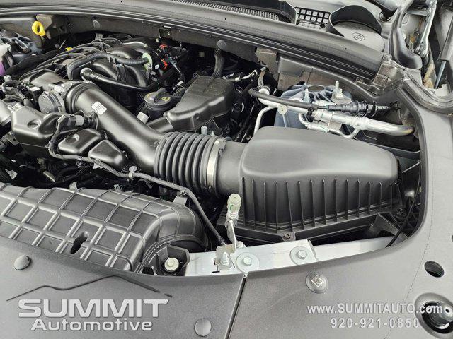 Photo of 2025 Silver Zynith Jeep Grand Cherokee L