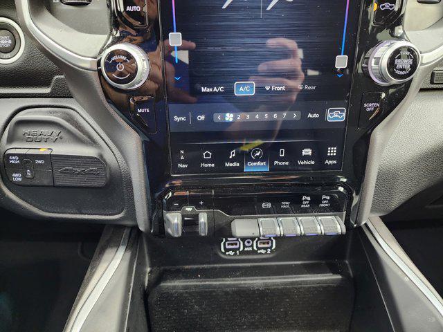 Photo of 2024 Granite Crystal Metallic Clearcoat RAM 2500