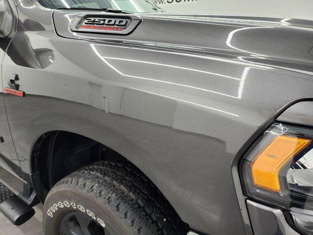 Photo of 2024 Granite Crystal Metallic Clearcoat RAM 2500