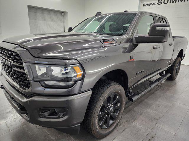 Photo of 2024 Granite Crystal Metallic Clearcoat RAM 2500