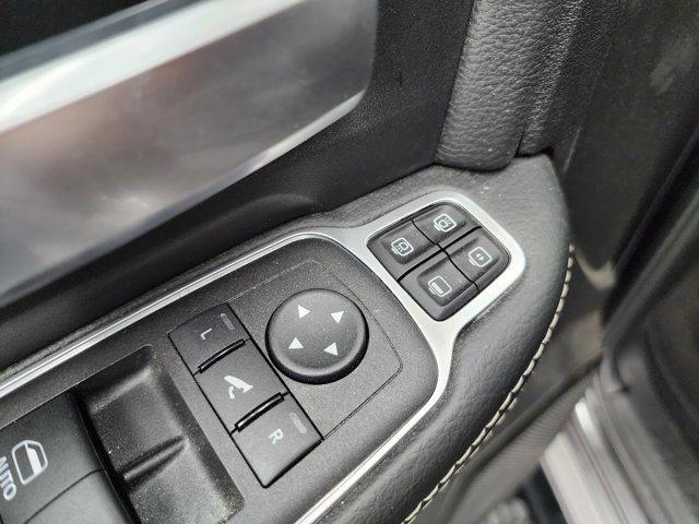 Photo of 2024 Granite Crystal Metallic Clearcoat RAM 2500