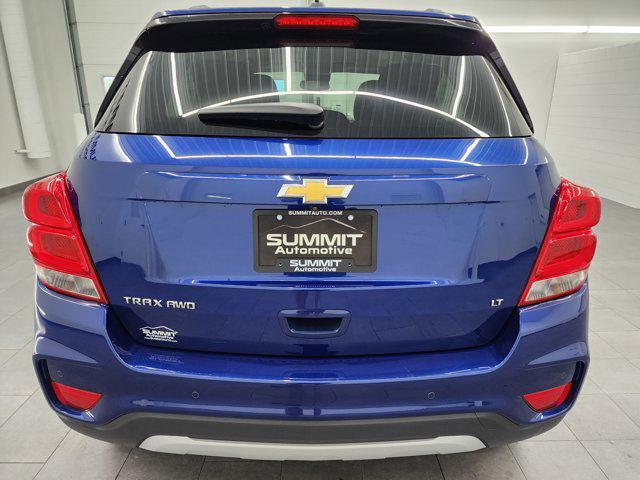 Photo of 2017 Blue Topaz Metallic Chevrolet Trax