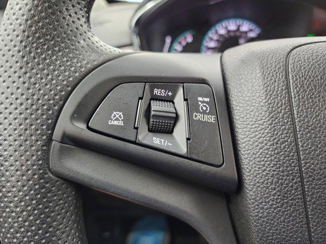 Photo of 2017 Blue Topaz Metallic Chevrolet Trax