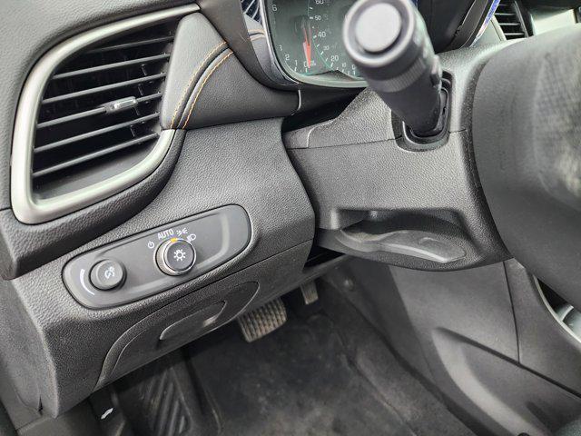 Photo of 2017 Blue Topaz Metallic Chevrolet Trax