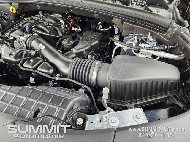 Photo of 2025 Diamond Black Crystal Pearlcoat Jeep Grand Cherokee L