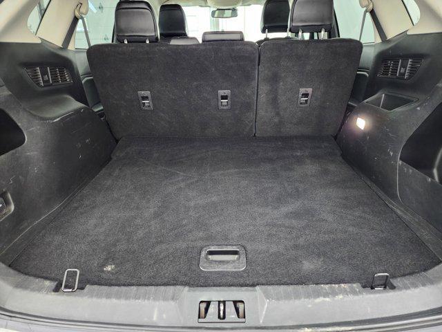 Photo of 2023 Oxford White Ford Edge