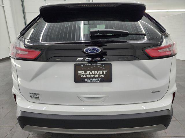 Photo of 2023 Oxford White Ford Edge