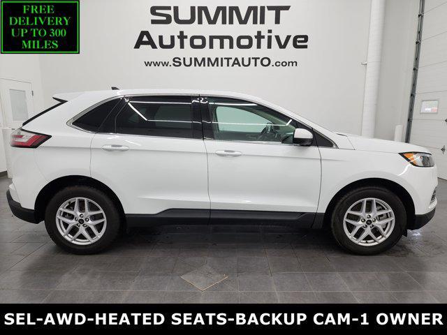 Photo of 2023 Oxford White Ford Edge