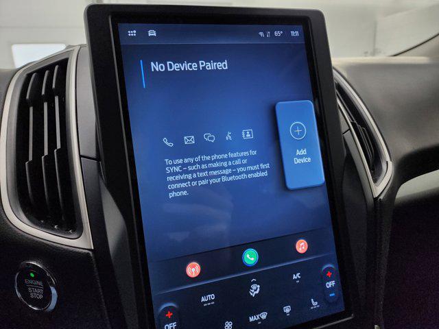 Photo of 2023 Oxford White Ford Edge