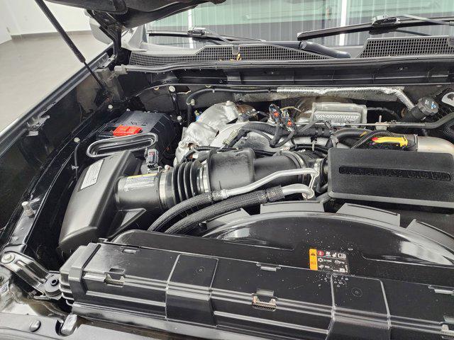 Photo of 2022 Black Chevrolet Silverado 2500