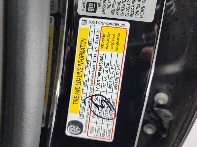 Photo of 2022 Black Chevrolet Silverado 2500