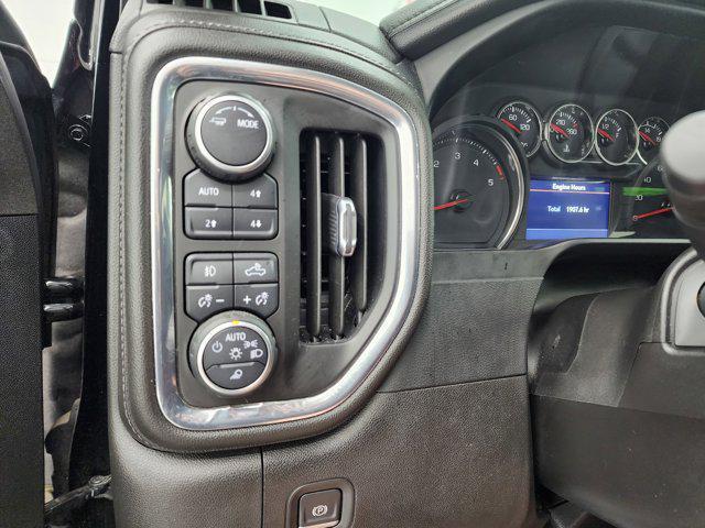 Photo of 2022 Black Chevrolet Silverado 2500