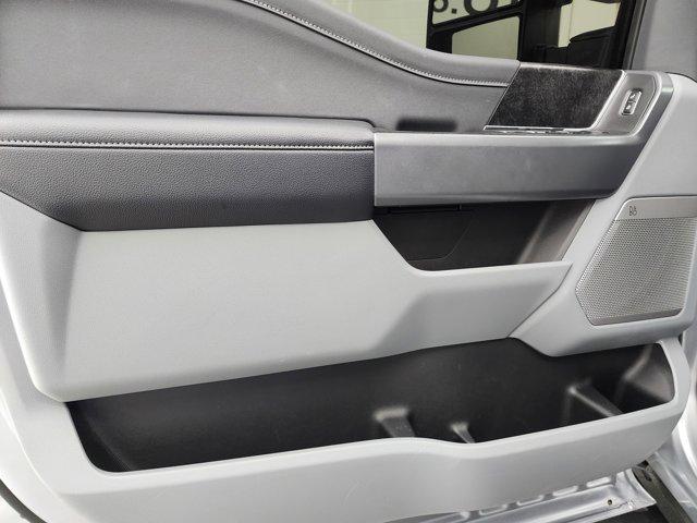 Photo of 2023 Iconic Silver Metallic Ford F-250