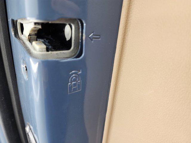 Photo of 2023 Azure Gray Metallic Tri-Coat Ford F-250