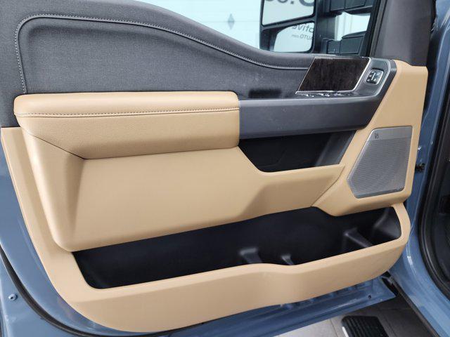 Photo of 2023 Azure Gray Metallic Tri-Coat Ford F-250