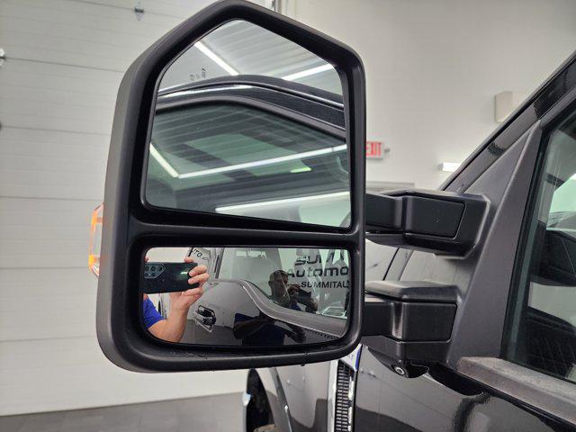 Photo of 2021 Agate Black Metallic Ford F-250