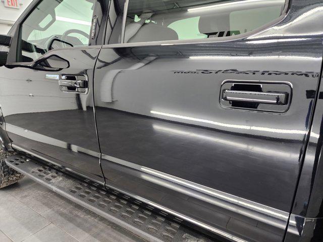 Photo of 2021 Agate Black Metallic Ford F-250