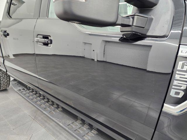 Photo of 2021 Agate Black Metallic Ford F-250