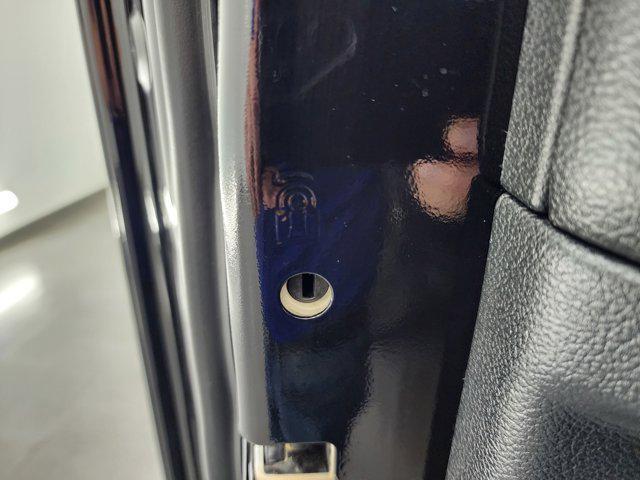 Photo of 2021 Agate Black Metallic Ford F-250