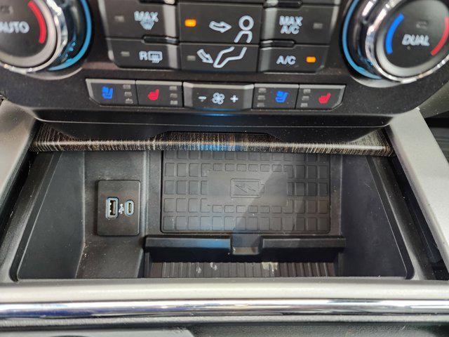 Photo of 2021 Agate Black Metallic Ford F-250