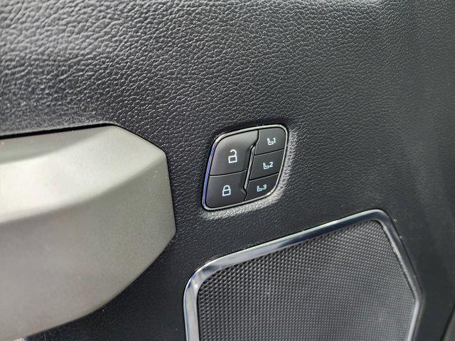 Photo of 2021 Agate Black Metallic Ford F-250