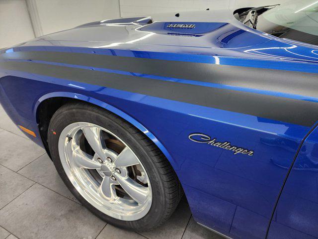 Photo of 2012 Blue Streak Pearl Dodge Challenger
