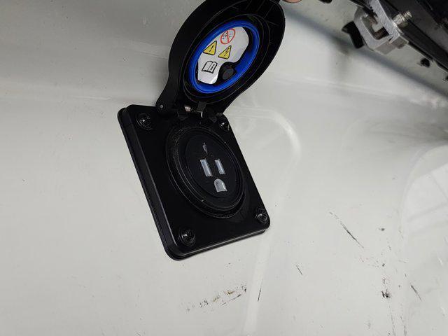 Photo of 2022 Pearl White RAM 2500