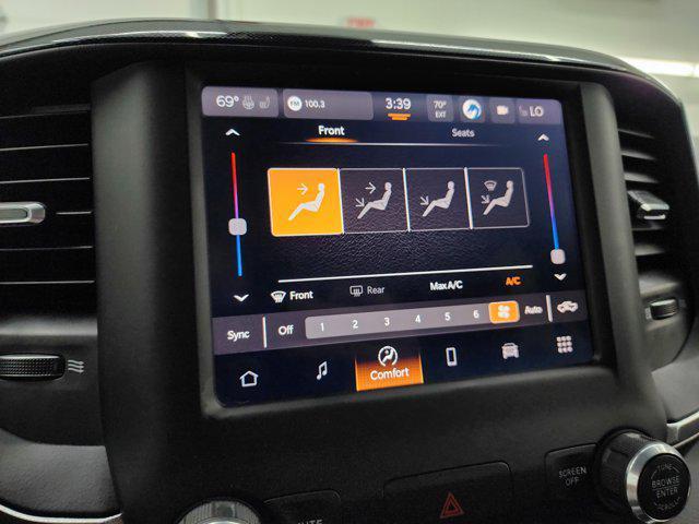 Photo of 2022 Pearl White RAM 2500