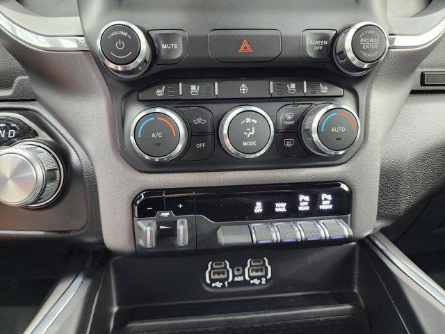 Photo of 2022 Pearl White RAM 2500