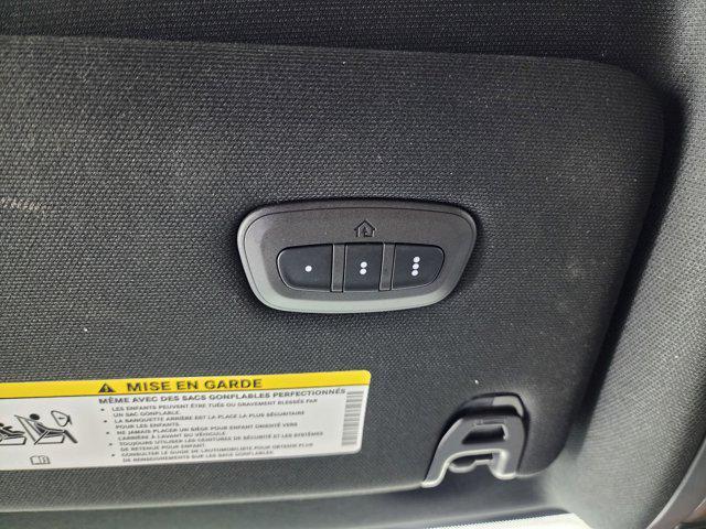 Photo of 2022 Pearl White RAM 2500