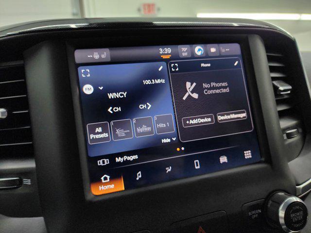 Photo of 2022 Pearl White RAM 2500