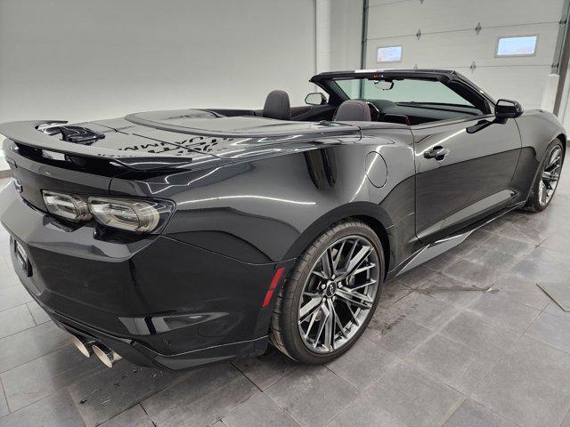 Photo of 2023 Black Chevrolet Camaro