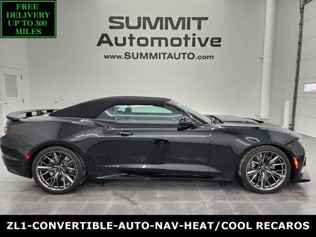 Photo of 2023 Black Chevrolet Camaro