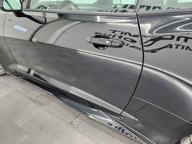 Photo of 2023 Black Chevrolet Camaro