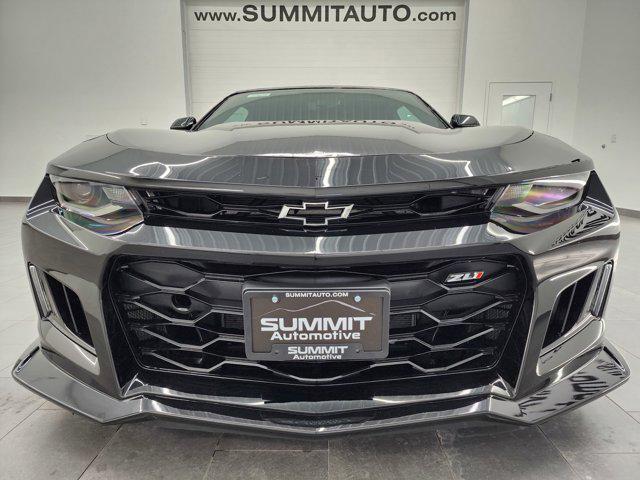 Photo of 2023 Black Chevrolet Camaro