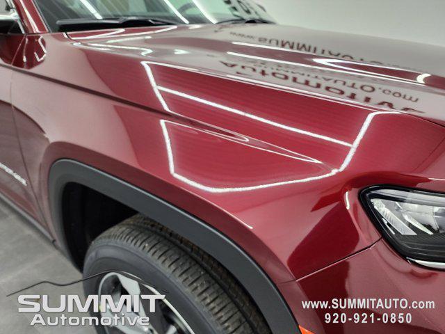 Photo of 2025 Velvet Red Pearlcoat Jeep Grand Cherokee L